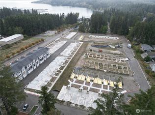 94-128 Seaside Chase #I, Kingston, WA 98346