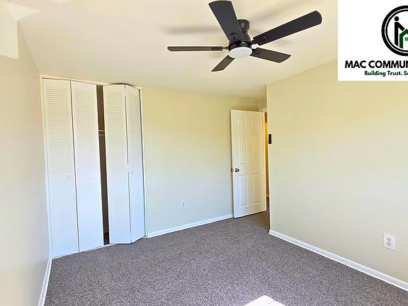 5th image of 1022 Circle Dr