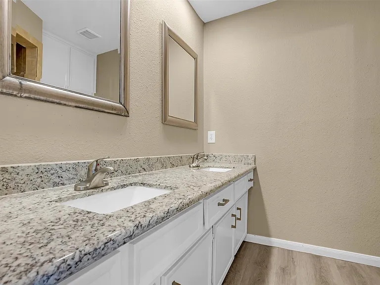 3706 Glenwood Springs Dr — Photo 17