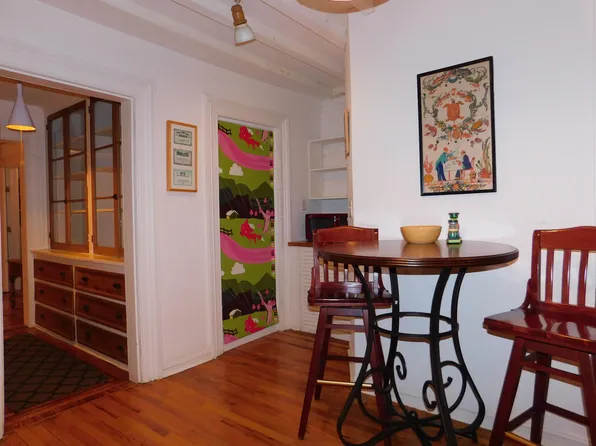 1113 Bloomfield Street image 1 of 16