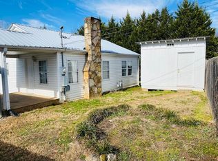 107 Johnson Dr, Cartersville, GA 30120