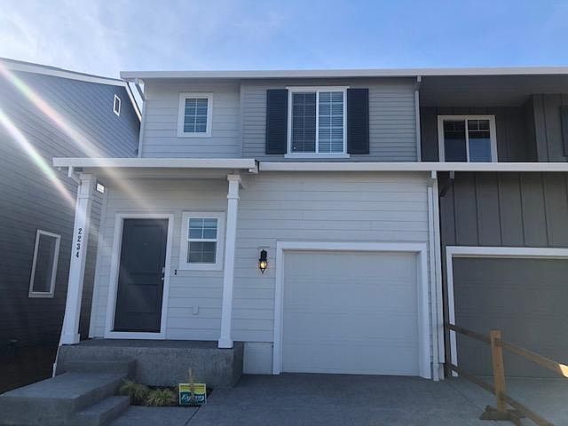 1st image of 2234 NE 115th Ct