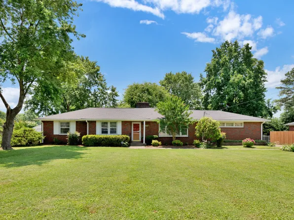 2521 Meadowood Dr, Nashville, TN 37214