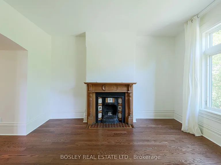 12 Meredith Cres #UPPER — Photo 22
