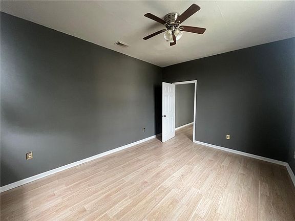 3rd image of 3517-19 S Tonti St