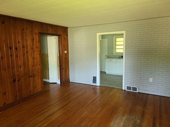 5th image of 5870 Dutch Hollow Rd