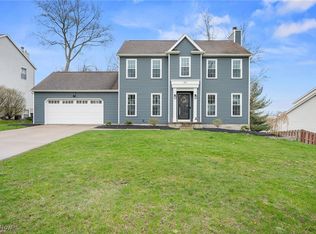 591 Oakcrest Dr, Wadsworth, OH 44281