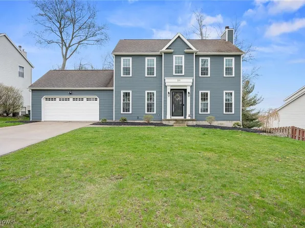 591 Oakcrest Dr, Wadsworth, OH 44281