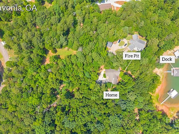 3rd image of 102 Pine Tree Trace