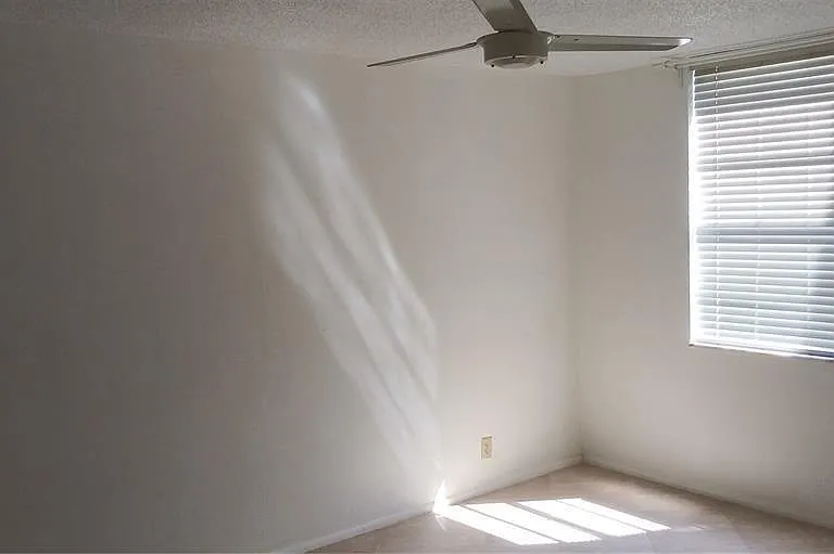 9340 Lagoon Pl #302 — Photo 12
