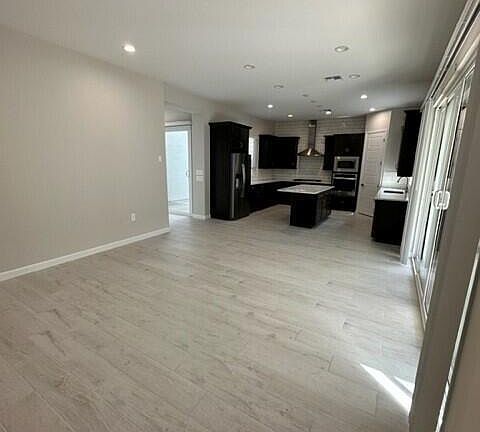 4th image of 5127 E Gallop Way