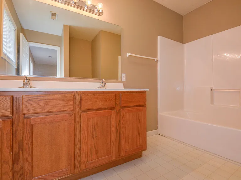 1443 W Westwind Ct — Photo 10