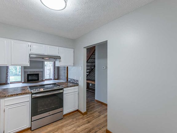 4th image of 6344 Tamworth Ct