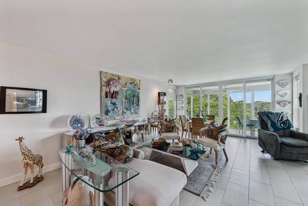 804 CYPRESS Boulevard #503, photo 5