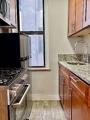 1st image of 73 Eastern Pkwy APT 3C