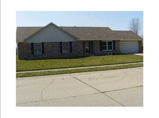 309 Lake View Dr, Greenfield, IN 46140