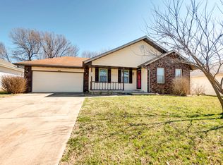 504 S Lulwood Ave, Springfield, MO 65802