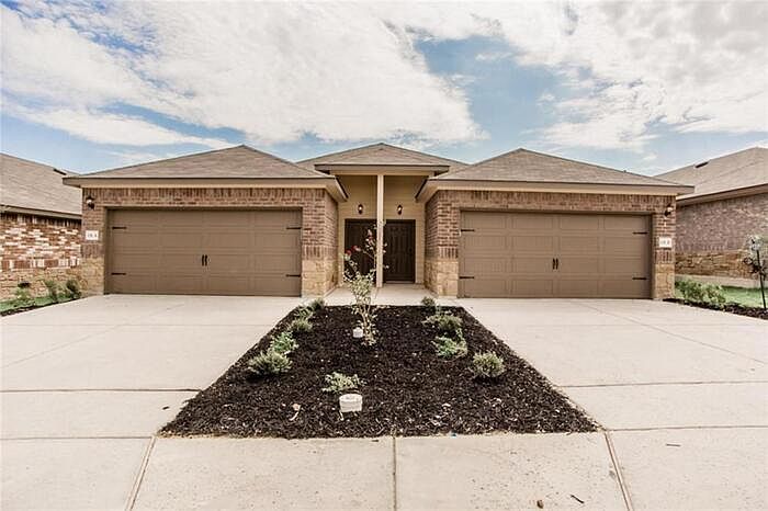 1st image of 255 Joanne Loop #A