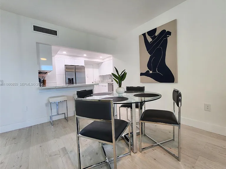 3505 S Ocean Dr #515 — Photo 4