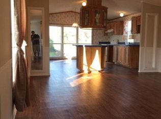 12227 Potranco Rd, Elmendorf, TX 78112