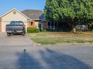 1907 SW 43rd St, Lawton, OK 73505