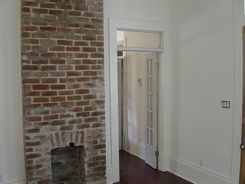 3rd image of 8240 Willow St
