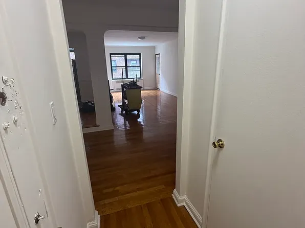 103-30 68th Ave APT 5F, Forest Hills, NY 11375