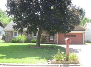 1066 E Cambridge St, Springfield, MO 65807