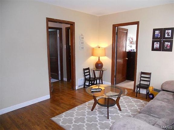 4th image of 14 N Duchesne Dr