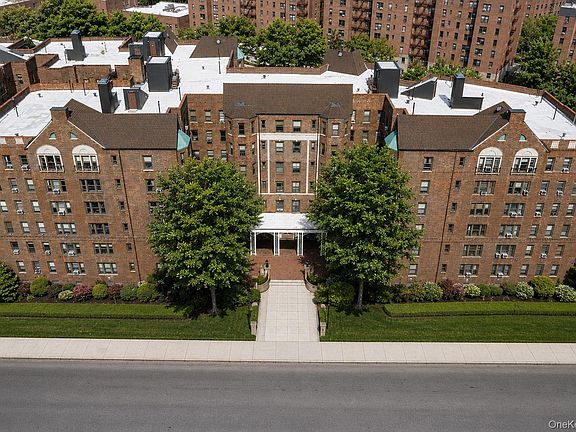 2nd image of 8451 Beverly Road #1A 10 1U 2U 4N