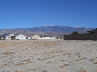 6671 S Raintree Ct, Pahrump, NV 89061