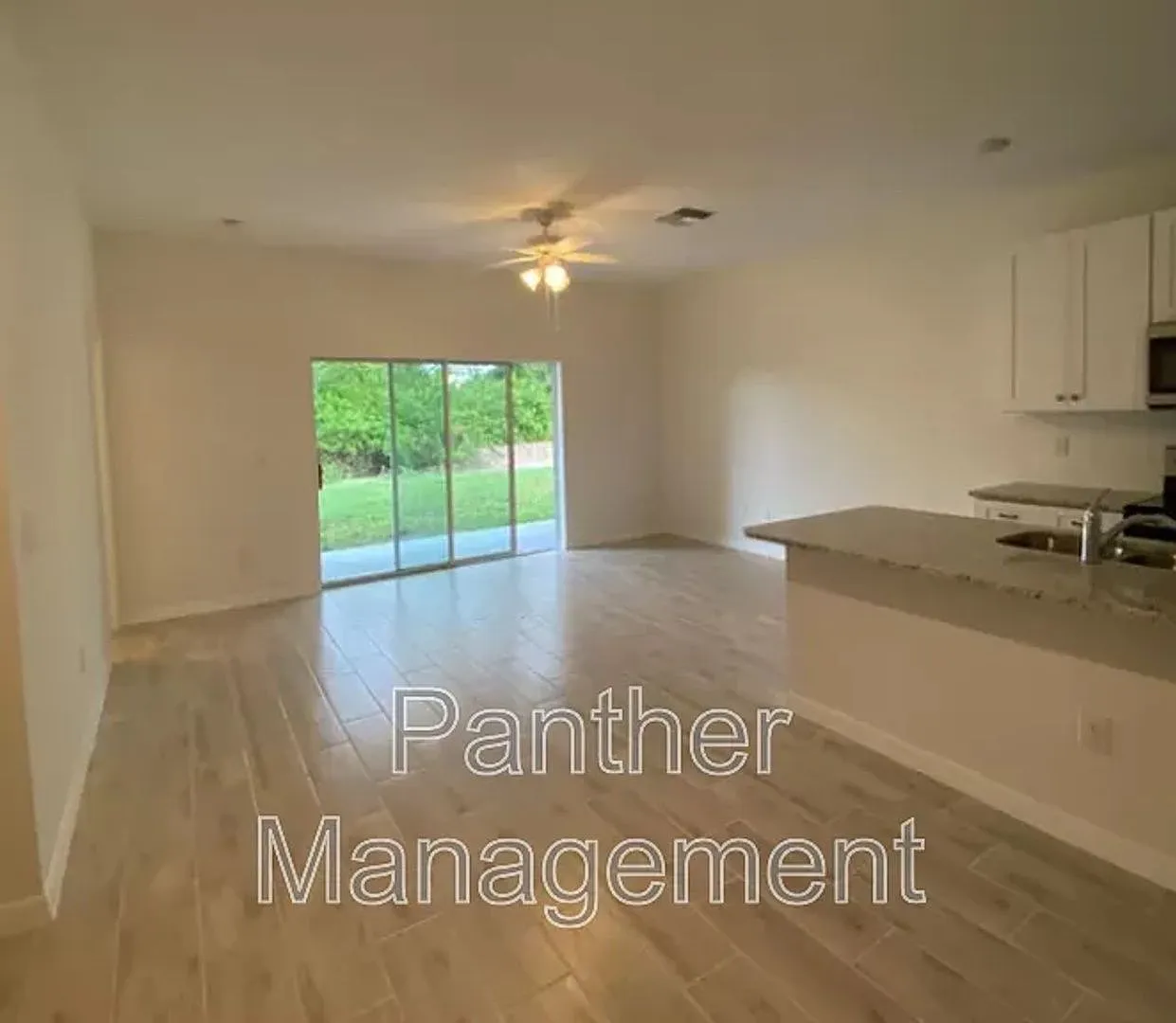 3 bed, 2.0 bath, 1250 sqft, $1,595 — Photo 2