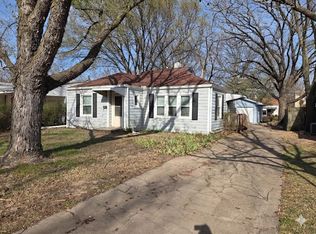 906 N Pershing St, Wichita, KS 67208
