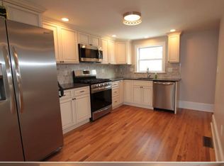 15 Deane Ave #B, Winthrop, MA 02152