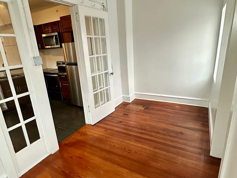 2809 W Girard Ave #2 — Photo 1