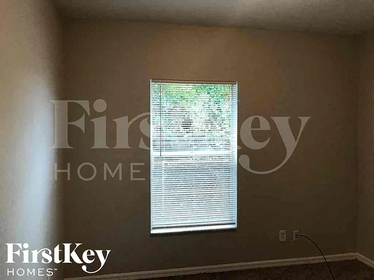 8235 Mossborger Ave — Photo 17