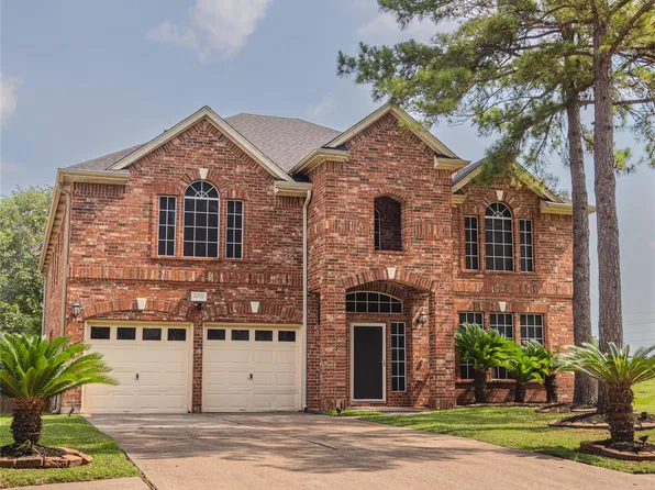 10722 Trail Ridge Dr, Houston, TX 77064