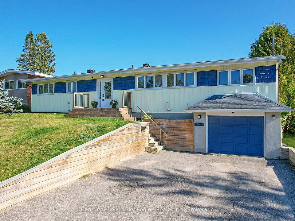 1st image of 2527 Eastview Cres