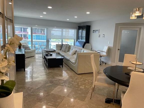 4th image of 2451 Brickell Ave APT 18B