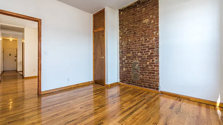 Rented by Nooklyn NYC LLC | media 8
