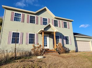 28 River Rd, Peru, NY 12972