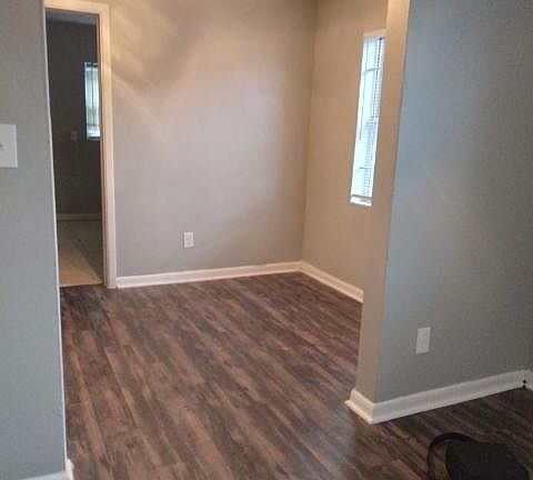 4th image of 1745 W 11th St