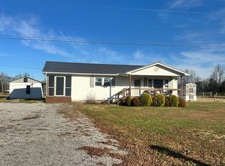 746 Scotts Ferry Rd, Burkesville, KY 42717