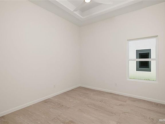5th image of 1408 W Samara #2