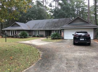 2 Middleton Rd, Savannah, GA 31411