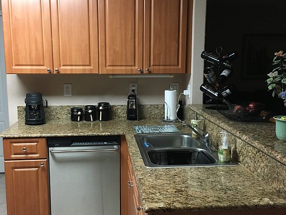 4th image of 16213 NW 84th Pl