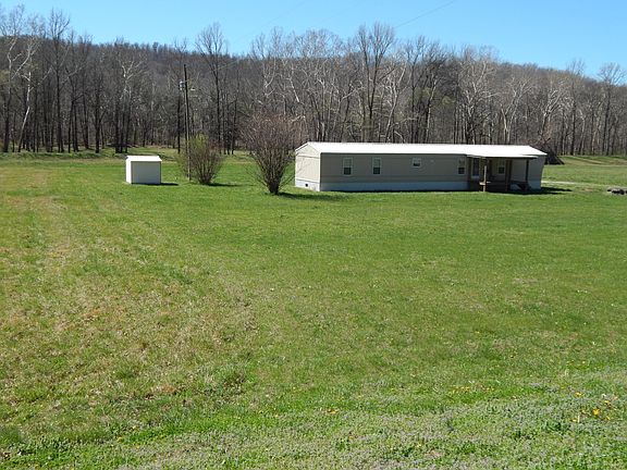 5th image of 6223 Beech Creek Rd