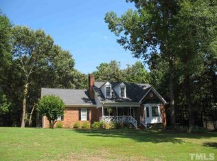 8113 Robincrest Ct, Fuquay Varina, NC 27526