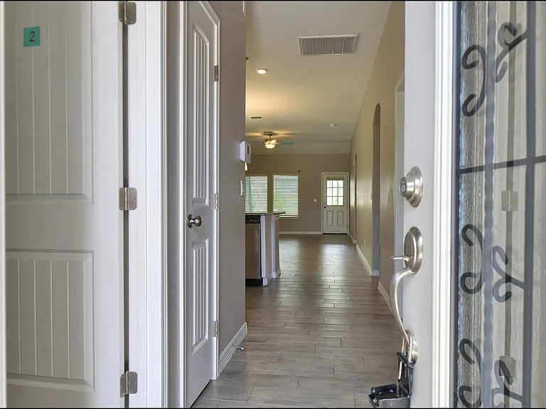 917 Odle Pl — Photo 6