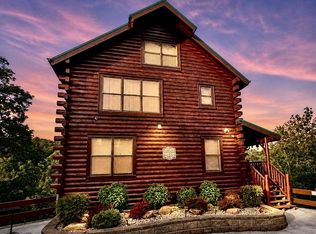 2869 White Oak Ridge Ln, Sevierville, TN 37862